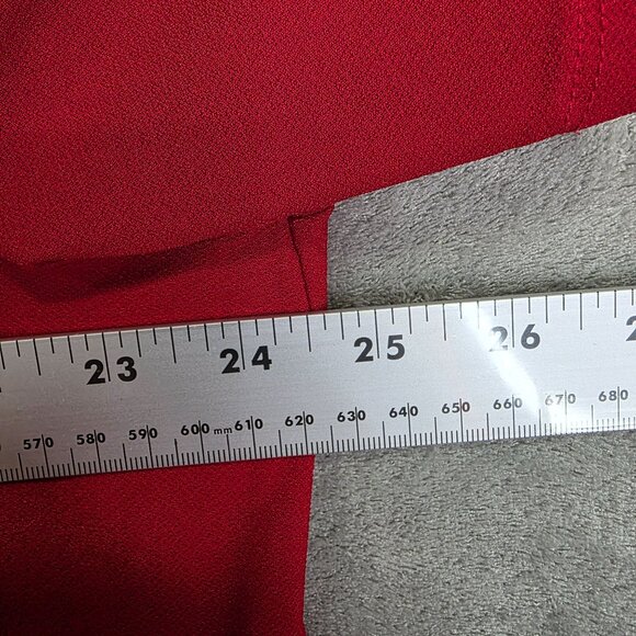 Womens Red 89th + Madison Blouse Top Cold Shoulder Rhinestones Short Sleeve 1X - Picture 8 of 10